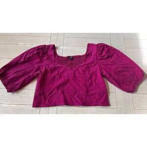 Express linen‎ blend crop top w/ bubble sleeves, smocked back in berry pink. XL